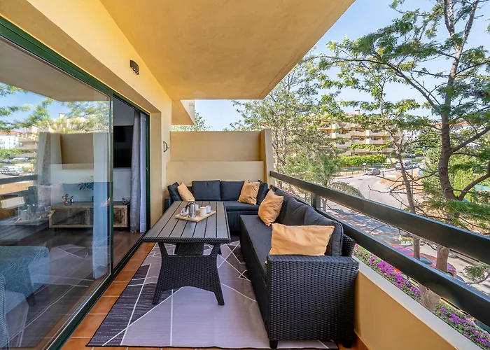 Joyas * 埃斯特波纳